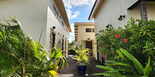 Holistic retreat coco