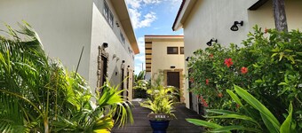 Holistic retreat coco