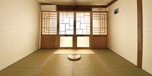 傳統客房, 非吸煙房 (Japanese Style, ZEN) | 6 間臥室、書桌、免費無線上網、床單