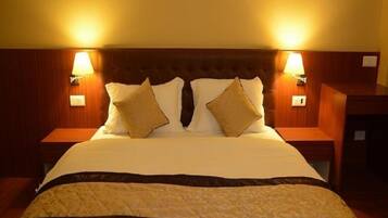 In-room safe, desk, free WiFi, bed sheets