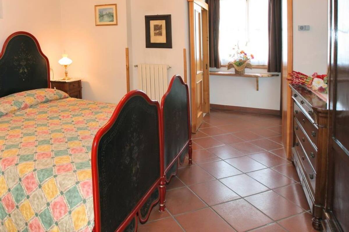 Apartment (1) | Cribs (surcharge), WiFi (free), bed sheets