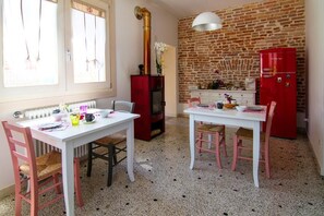 Free daily buffet breakfast - La Porta Rossa (Noale)