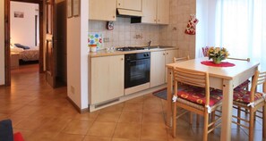 Apartamento (1) | Servicio de comidas en la habitación
