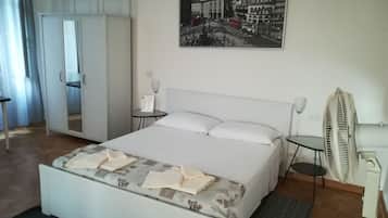 Camera con letto matrimoniale o 2 letti singoli | Wi-Fi gratuito