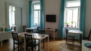 Colazione a base di specialità locali inclusa, servita tutte le mattine