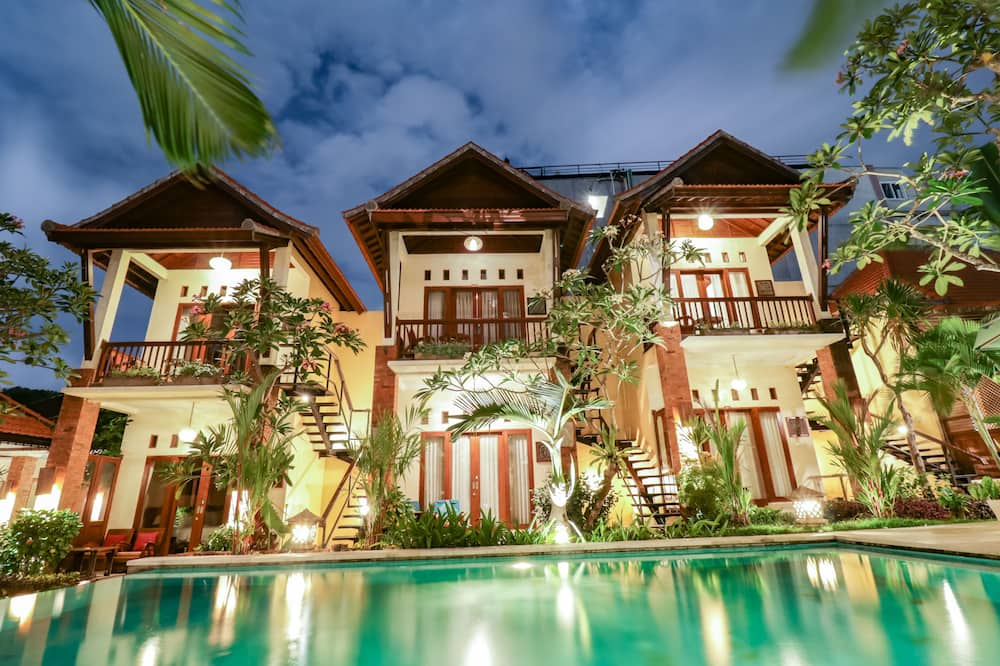 Mina Pelasa Hotel and Resto