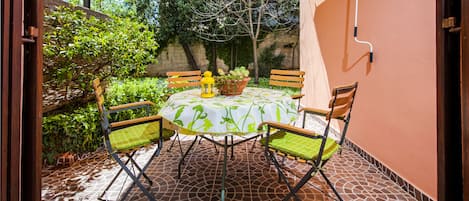 Groundfloor apartment Aja | Terrasse/Patio