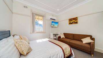 Deluxe Double Room 5 | Premium bedding, down duvets, pillow-top beds, individually furnished