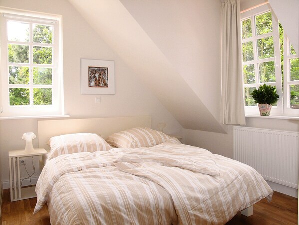 Wifi gratis y ropa de cama