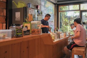 Reception - Yuan Qi Hostel (Tainan)