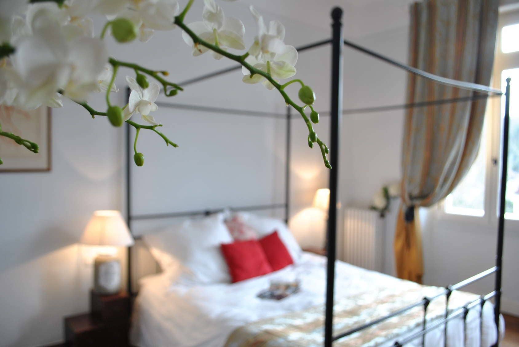 Comfort Double Room, Non Smoking (Chambre Baldaquin) | Premium bedding, pillowtop beds, individually decorated