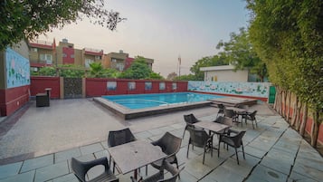 Seasonal outdoor pool