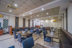 Restaurant - Vrinda Anandam Resorts (Mathura)
