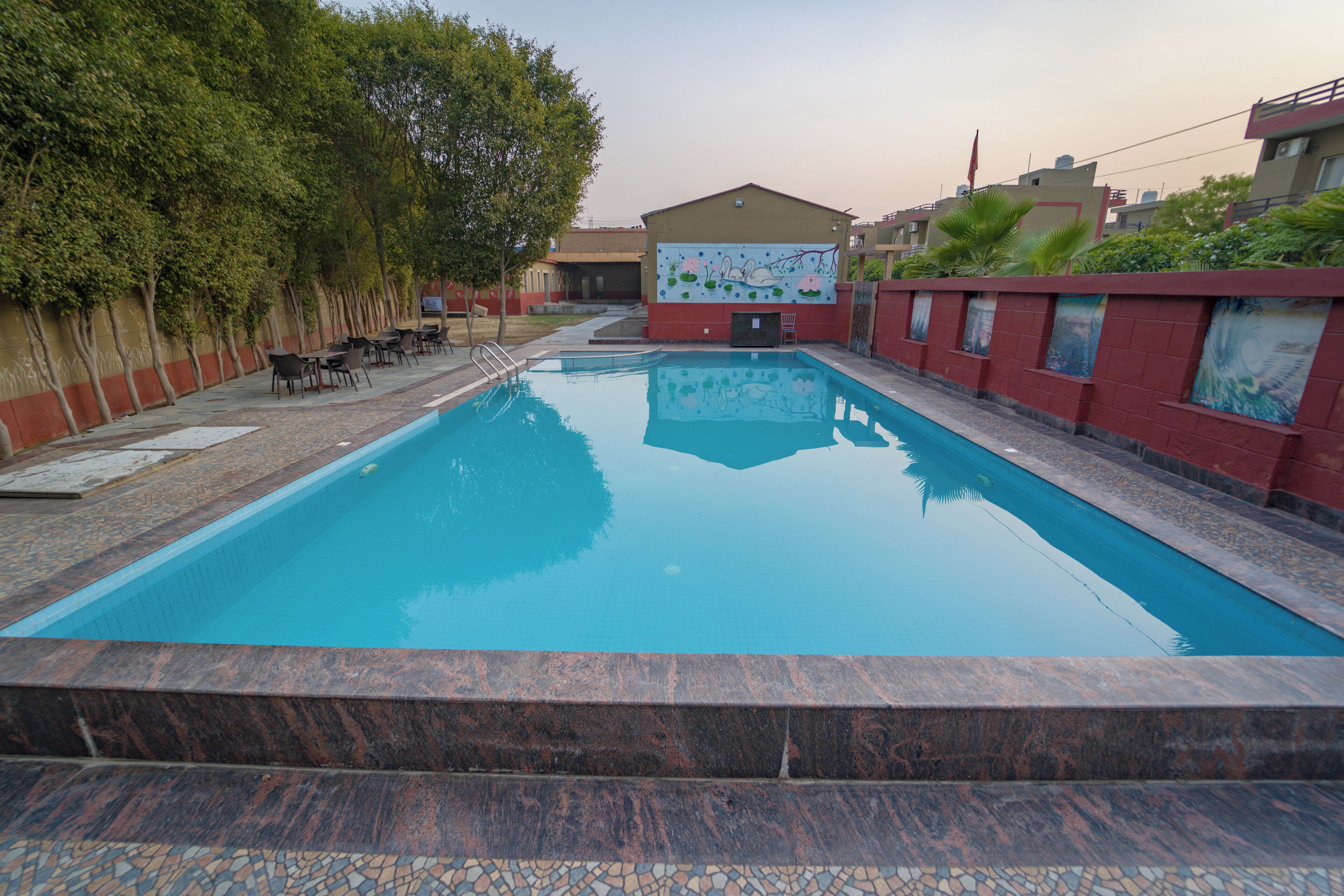 Außenpool (je nach Saison geöffnet)