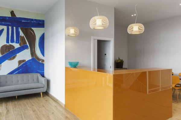 Check-in/check-out kiosk