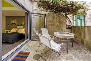 Lux studio Aalvar with balcony | Balcón