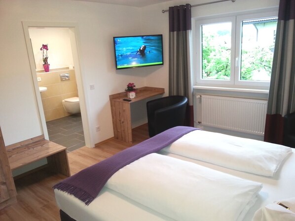 舒適套房 | 搖籃/嬰兒床、折疊床/加床、免費無線上網、床單