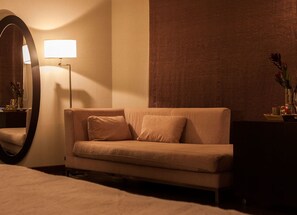 Superior-Doppelzimmer | Zimmersafe, Schreibtisch, Verdunkelungsvorhänge, schallisolierte Zimmer