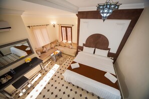 In-room safe, desk, free WiFi, bed sheets