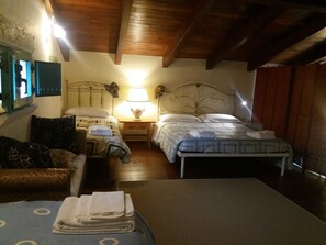 Phòng 4 Deluxe (Margherita) | Phòng cách âm, truy cập Internet không dây miễn phí, bộ trải giường 