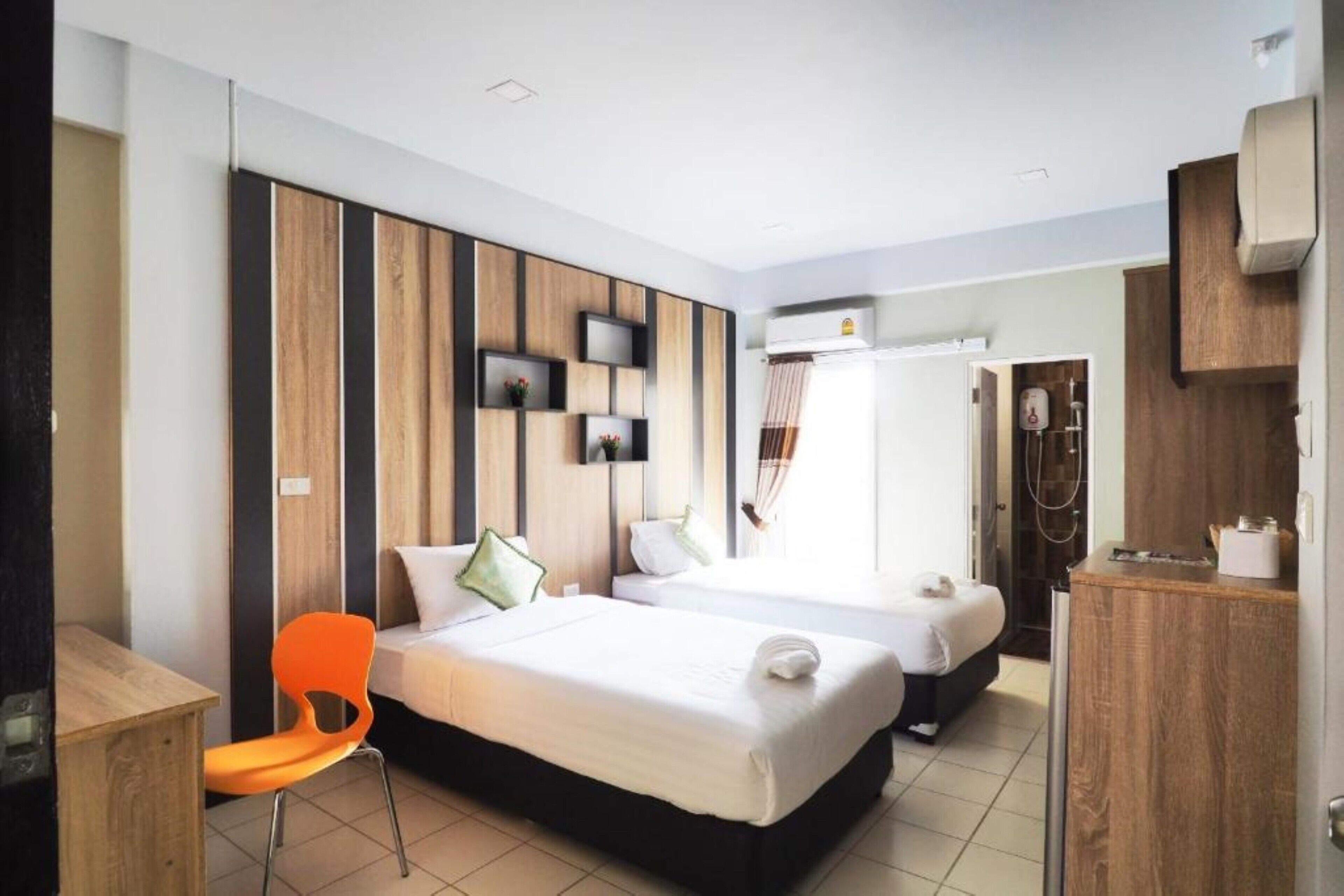 desk, blackout curtains, free wifi, bed sheets