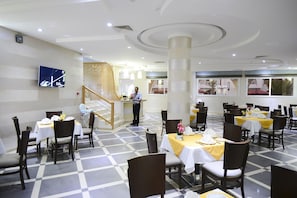 Breakfast, lunch, dinner served; Mediterranean cuisine