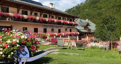 Hôtel du Crêt Rond - Logis
