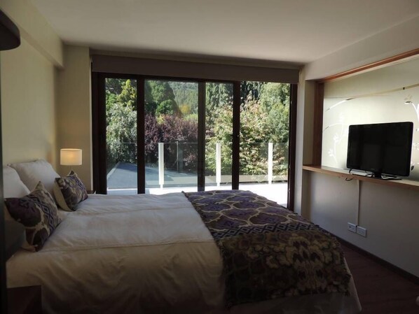 Coffres-forts dans les chambres, rideaux occultants