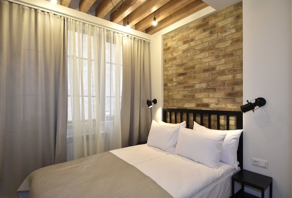 Apartment, 2 Schlafzimmer | 2 Schlafzimmer, individuell eingerichtet, Schreibtisch