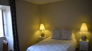 Comfort Double Room, 1 Double Bed | Individually decorated, individually furnished, blackout curtains