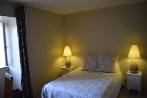 Doppia Comfort, 1 letto matrimoniale | Con stile personalizzato, con arredamento individuale, tende oscuranti
