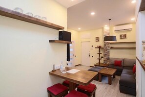 Living room - Gallery Apartment 3 (Yerevan)