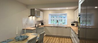 Farm Cottage 1 - ett rymligt hus som rymmer upp till 8 gÀster