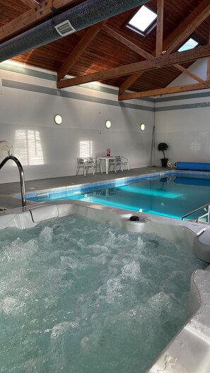 Pool - Weighbridge Cottage - a detached cottage with open fire and private garden (OBAN)