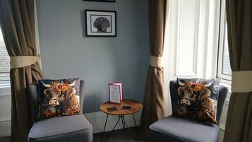 Standard Double Room, Ensuite | Premium bedding, soundproofing, iron/ironing board, free WiFi