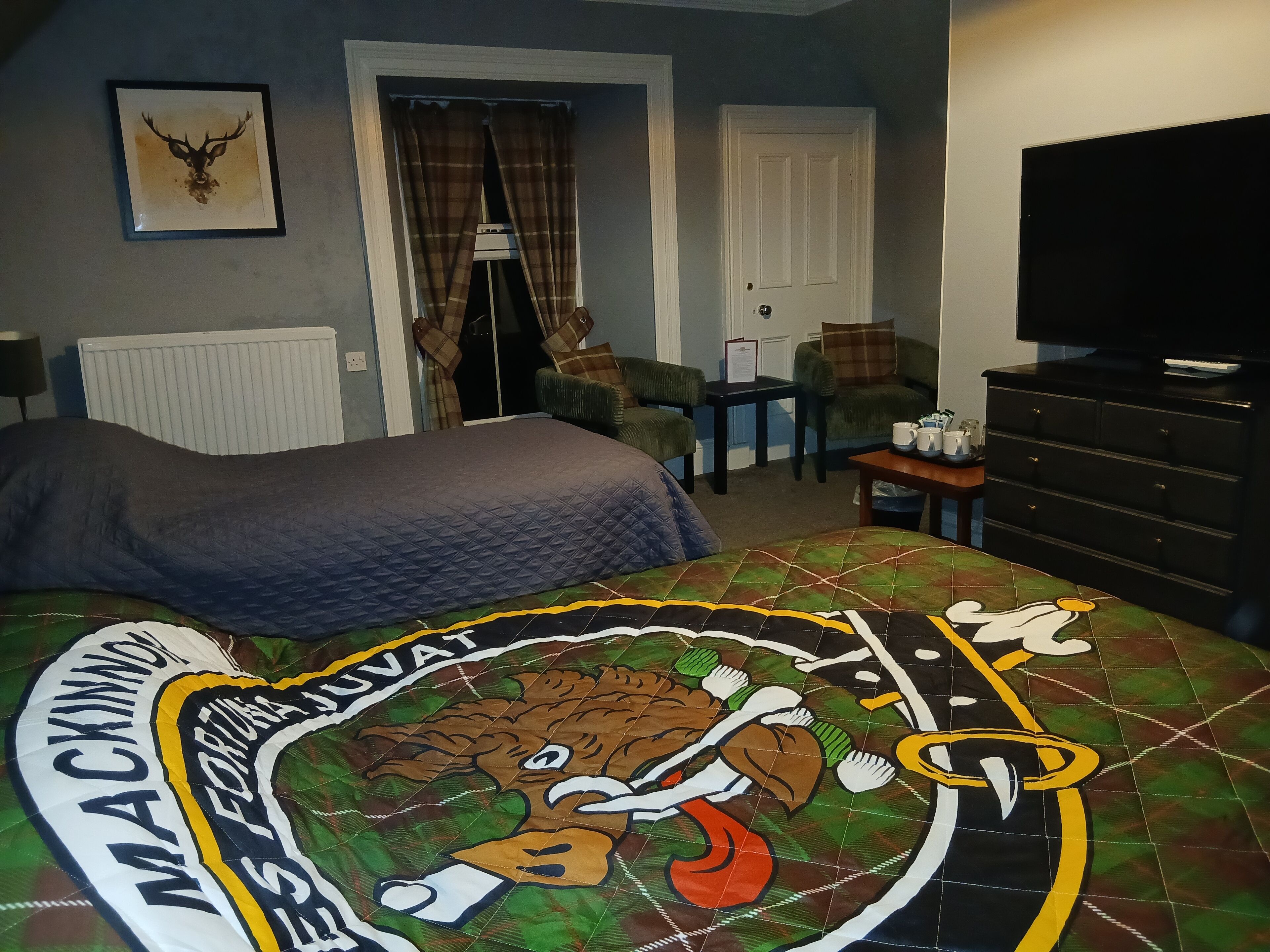 Family Room, Ensuite | Premium bedding, soundproofing, iron/ironing board, free WiFi