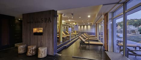Sauna, body treatments, aromatherapy, hot stone massages