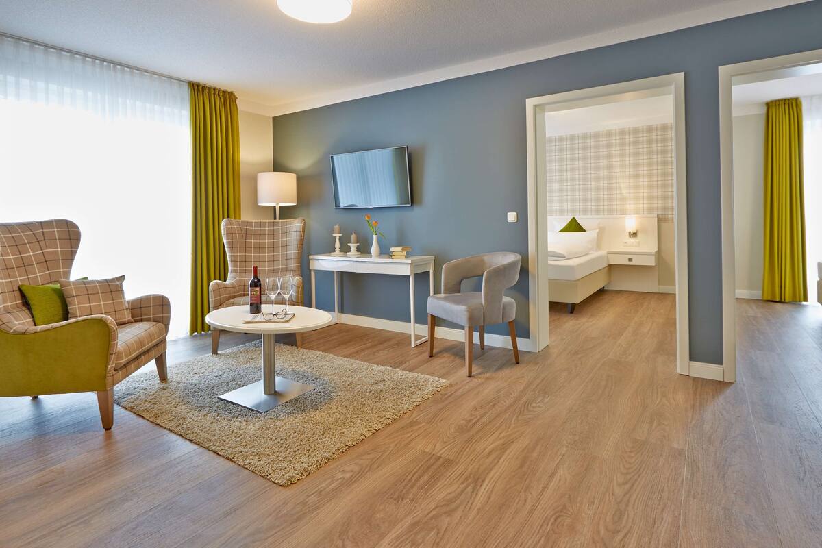 family studio, accessible | 1 bedroom, hypo-allergenic bedding, in-room safe, blackout curtains