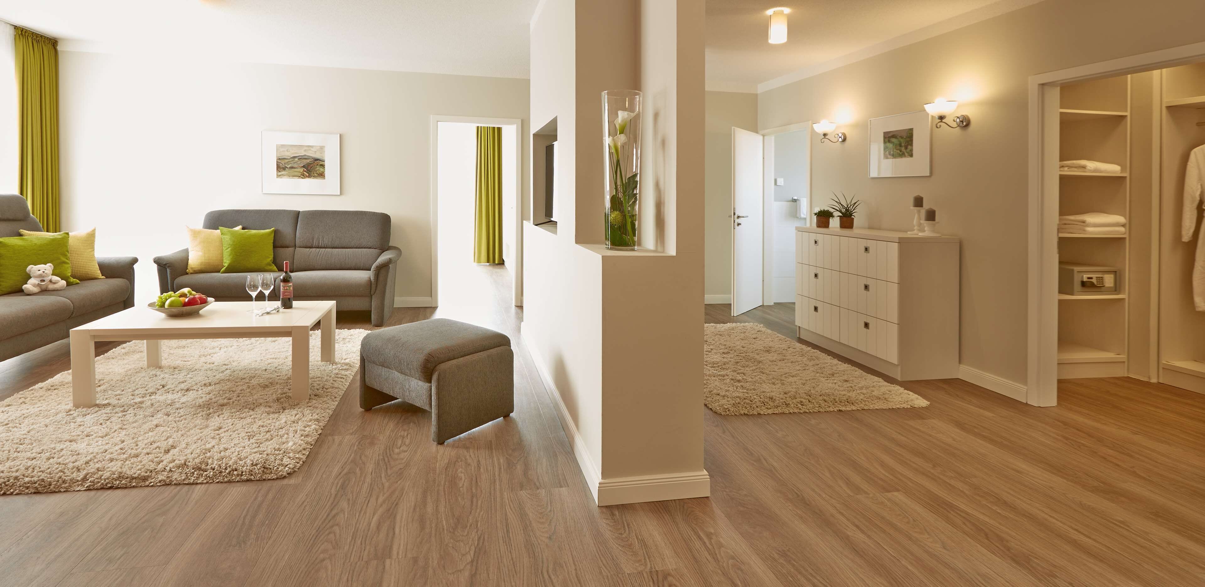 penthouse apartment with 2 bedrooms | 1 bedroom, hypo-allergenic bedding, in-room safe, blackout curtains