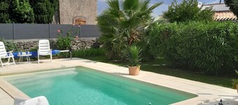 Air-conditioned self-contained studio with private pool in villa near Carcassonne