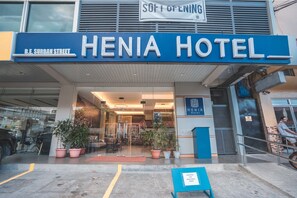 Exterior - Henia Hotel (Dumaguete)