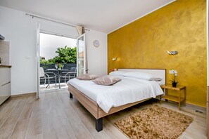 Studio (Gold) | Wi-Fi gratuit, draps fournis