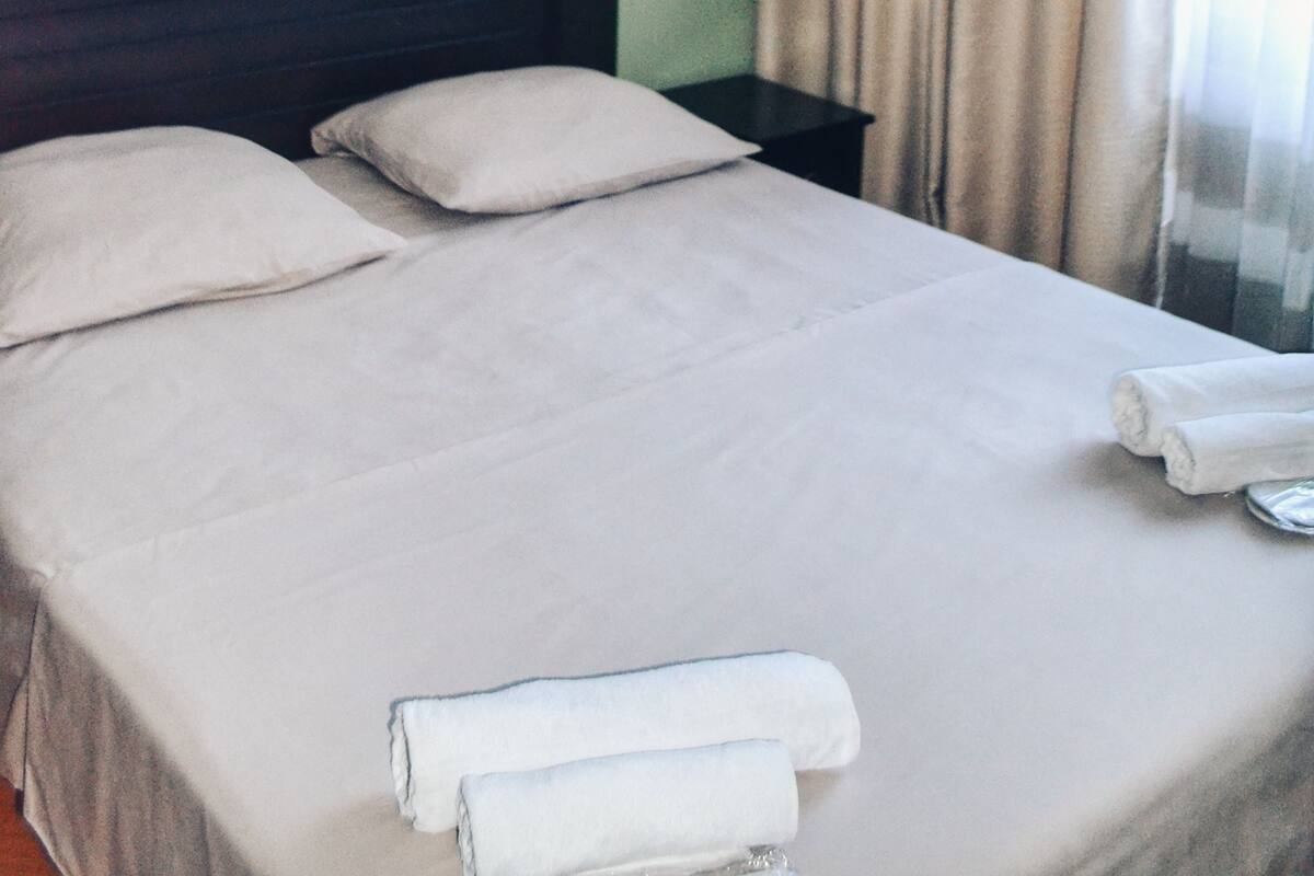 Iron/ironing board, free WiFi
