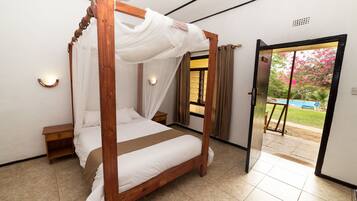 Standaard tweepersoonskamer, uitzicht op tuin | Uitzicht vanuit de kamer