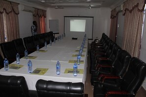 Meeting facility - Blue Hill Hotel (Bamahu)
