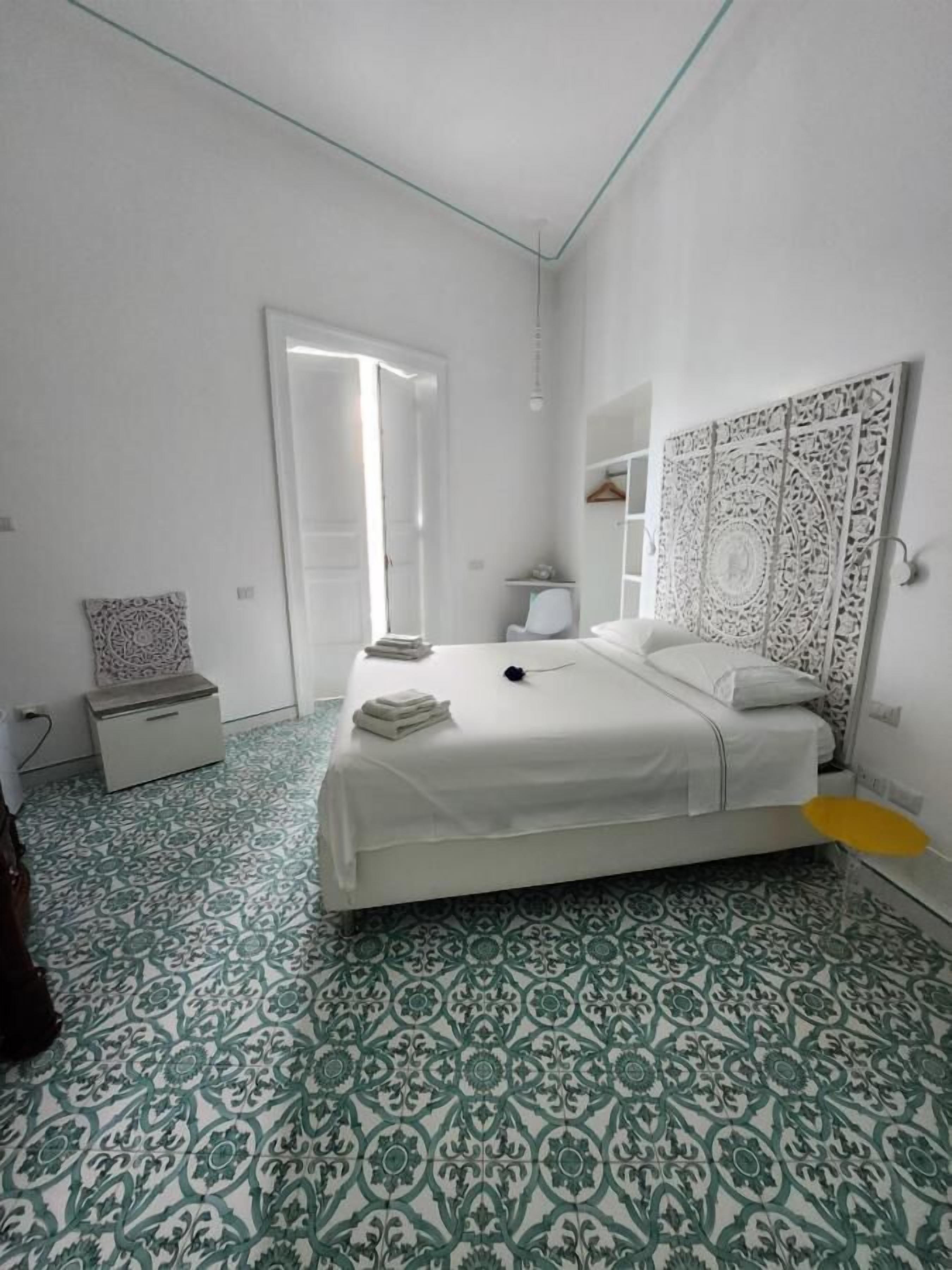 Deluxe Double Room, 1 Queen Bed, Balcony (Positano)