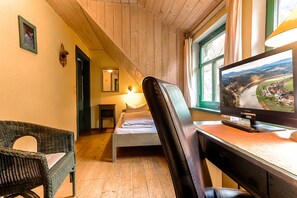 Free cribs/infant beds, bed sheets - Berghaus Rauschenstein (Bad Schandau)