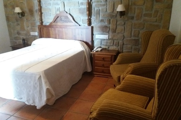 Safe på rommet, barnesenger (inkludert) og wi-fi (inkludert)