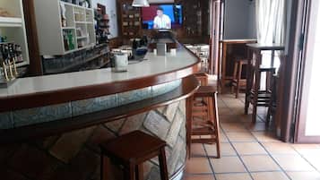 Bar (en la propiedad)