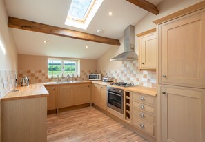 Cottage dành cho gia đình | Bếp riêng | Tủ lạnh, lò vi sóng, l ò nướng, bếp nấu 